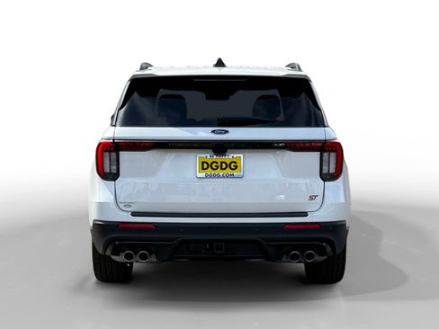 New 2025 Ford Explorer ST image 4