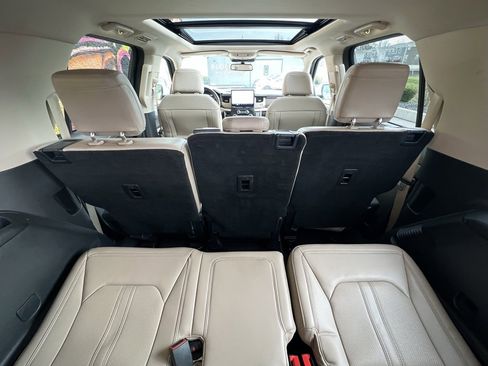 Used 2024 Ford Expedition Max Limited image 28