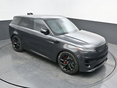 Used 2025 Land Rover Range Rover Sport Dynamic SE AWD/4WD image 38