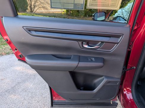 Used 2024 Honda CR-V Sport image 33