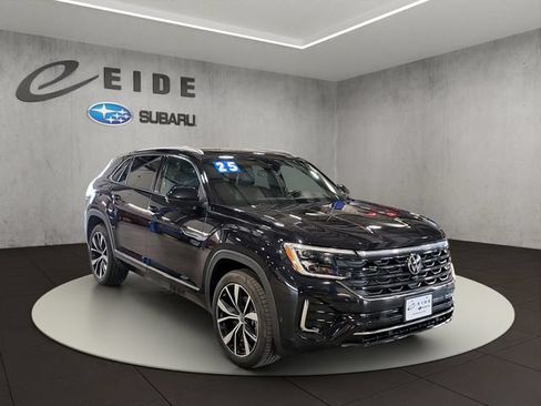 Used 2025 Volkswagen Atlas Cross Sport SEL Premium R-Line AWD/4WD image 1