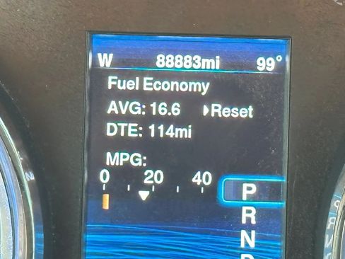 Used 2014 Chrysler 300 C RWD image 25