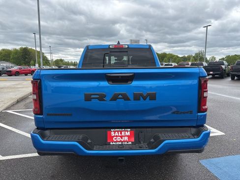 New 2026 RAM 1500 4x4 Crew Cab image 7