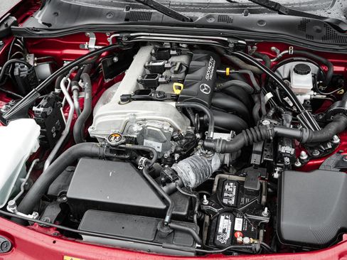 Used 2019 MAZDA MX-5 Miata Grand Touring w/ GT-S Package RWD image 34