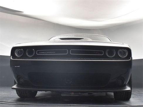Used 2023 Dodge Challenger R/T w/ Plus Package image 29