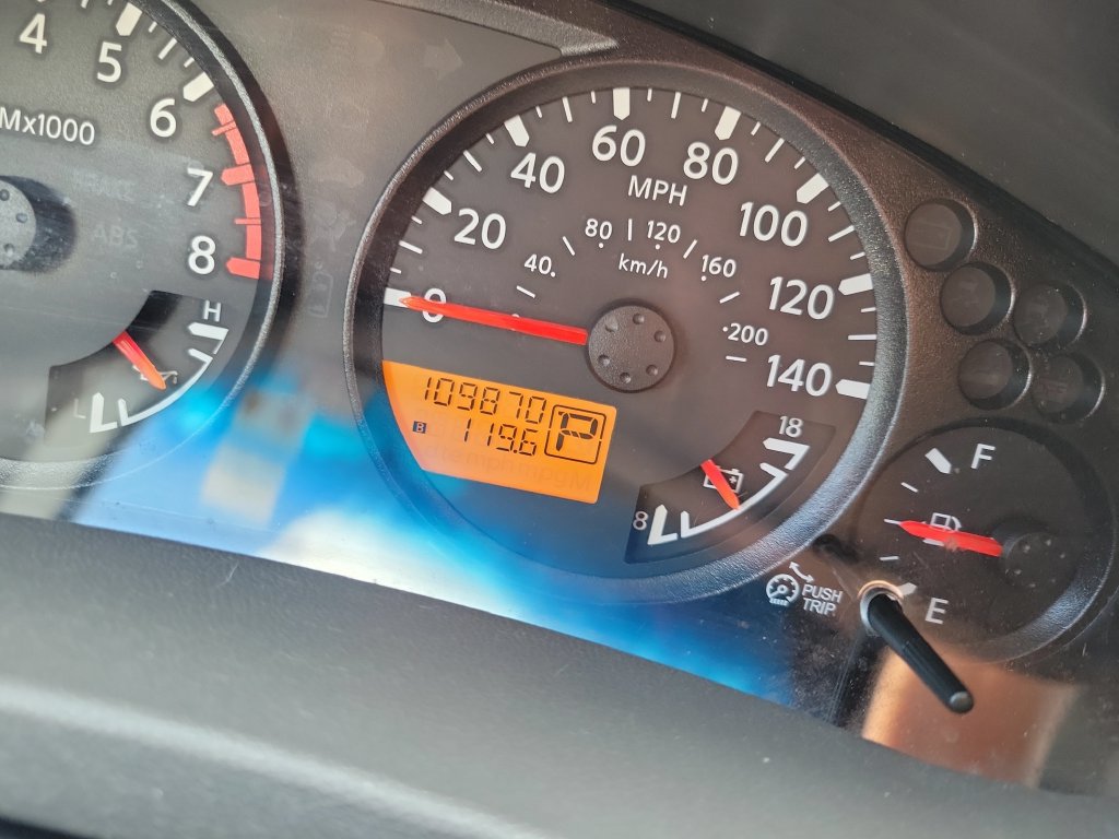 Used 2012 Nissan Frontier SV RWD image 22