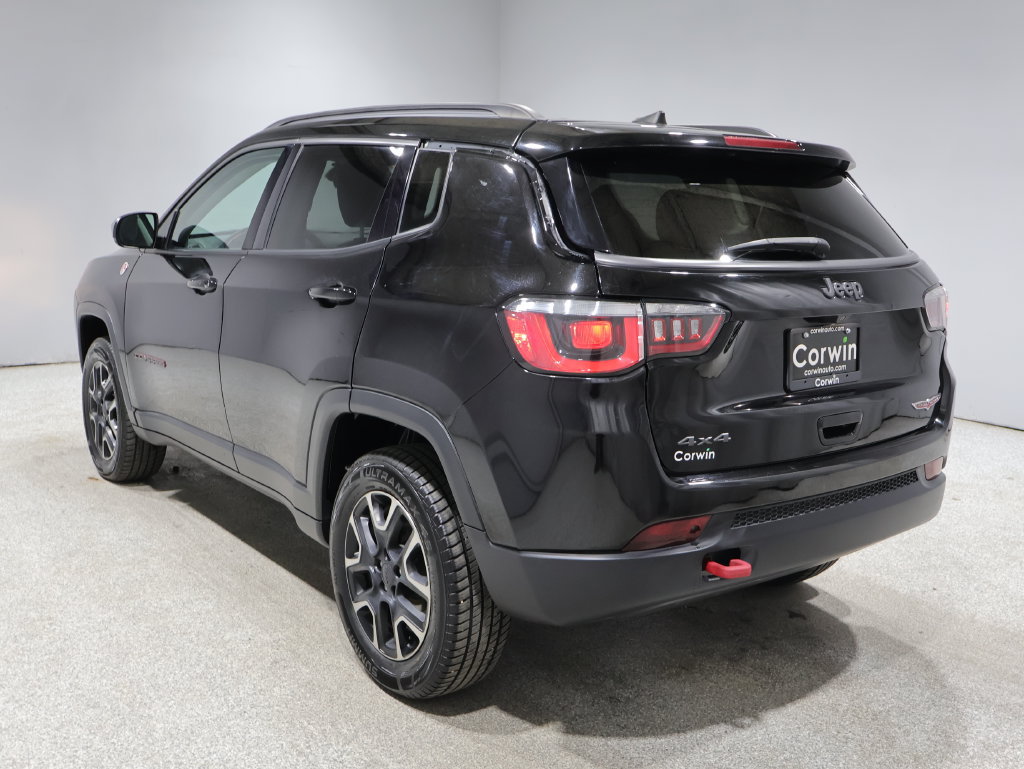 Used 2019 Jeep Compass Trailhawk AWD/4WD image 5