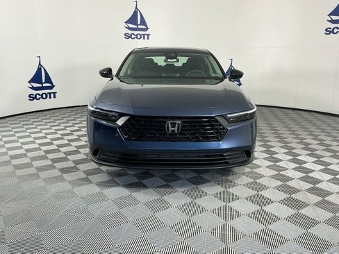 Used 2025 Honda Accord SE image 2
