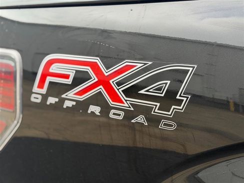 Used 2014 Ford F150 FX4 w/ Equipment Group 402A Luxury image 9