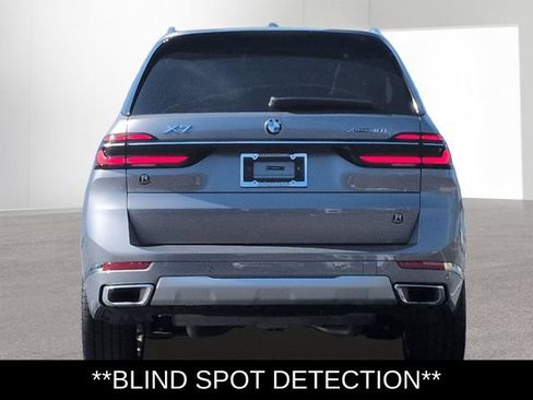 Used 2025 BMW X7 xDrive40i AWD/4WD image 7