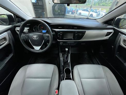Used 2016 Toyota Corolla LE FWD image 21