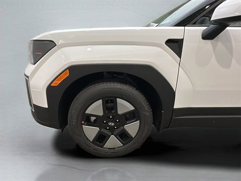 New 2026 Hyundai Santa Fe SE image 3