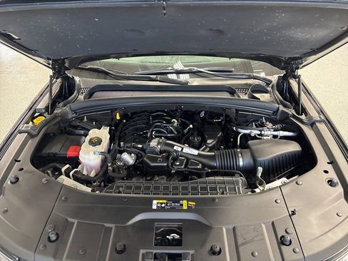 Used 2023 Jeep Grand Cherokee Limited w/ Trailer Tow Package image 39