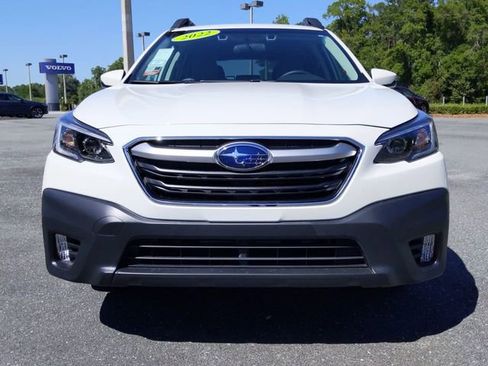 Used 2022 Subaru Outback Premium AWD/4WD image 9