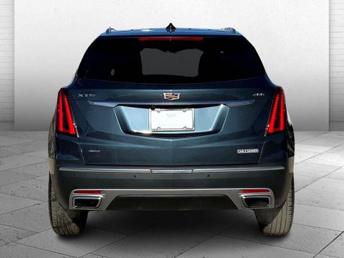 Used 2021 Cadillac XT5 Premium Luxury image 3