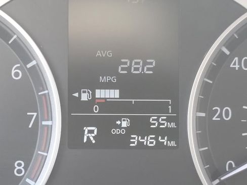 Certified 2025 Nissan Kicks Play S image 31