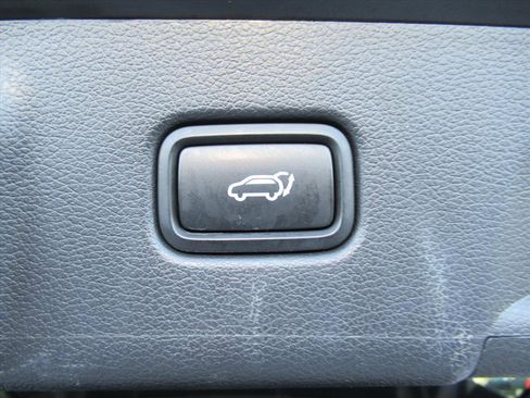 Used 2023 Hyundai Palisade SEL w/ Premium Package image 16