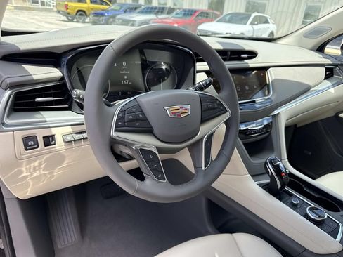 New 2026 Cadillac XT5 Premium Luxury w/ Driver Assist Package FWD image 33