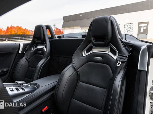 Used 2021 Mercedes-Benz AMG GT Roadster image 22