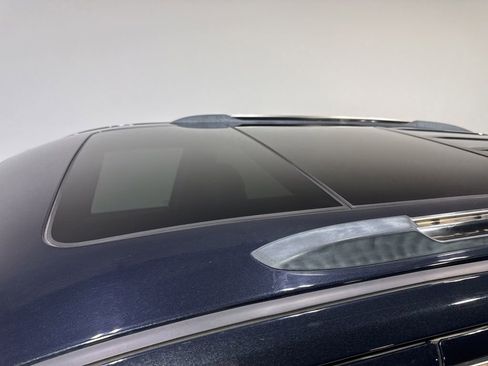 Used 2014 Jeep Grand Cherokee Limited w/ Luxury Group II AWD/4WD image 9