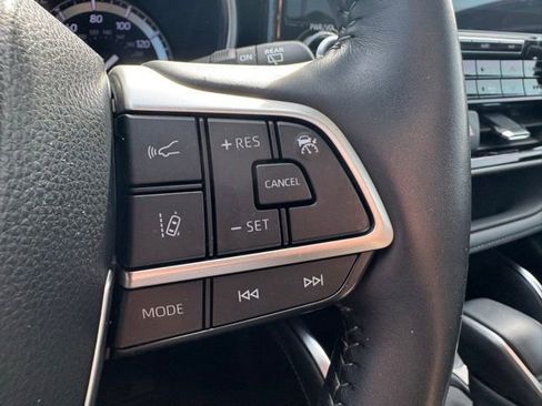 Used 2022 Toyota Highlander Platinum image 35