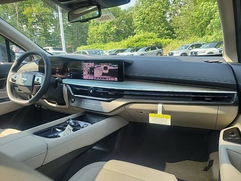 Used 2025 Nissan Murano SL w/ Cargo Package AWD/4WD image 11