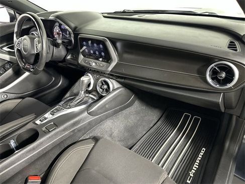 Used 2019 Chevrolet Camaro SS image 30