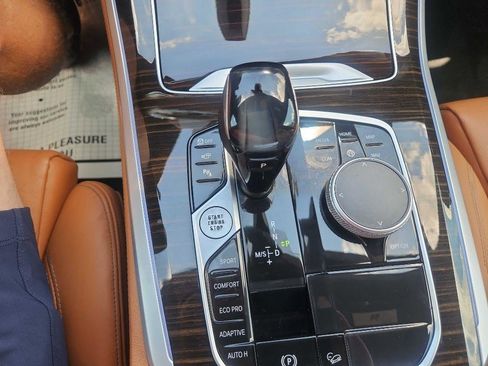 Used 2021 BMW X5 xDrive40i w/ Convenience Package image 18