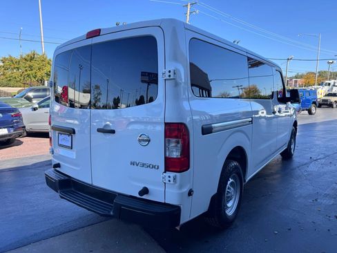 Used 2018 Nissan NV 3500 S image 5