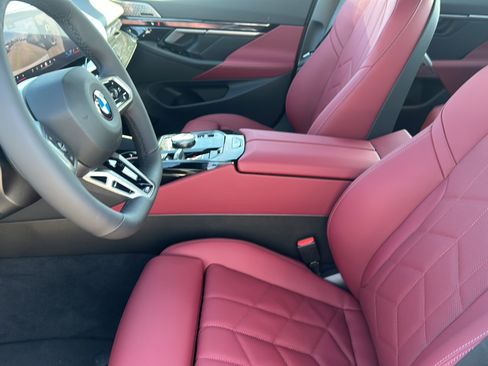 New 2026 BMW 540i xDrive xDrive w/ M Sport Package image 10