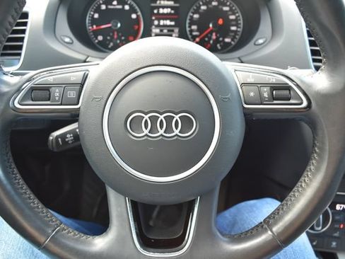 Used 2018 Audi Q3 2.0T Premium Plus w/ Premium Plus Package AWD/4WD image 22
