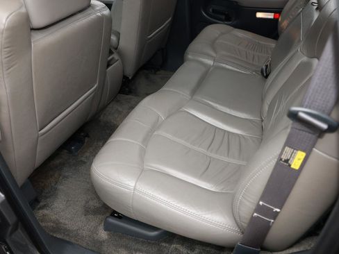 Used 2002 Chevrolet Tahoe LT RWD image 8