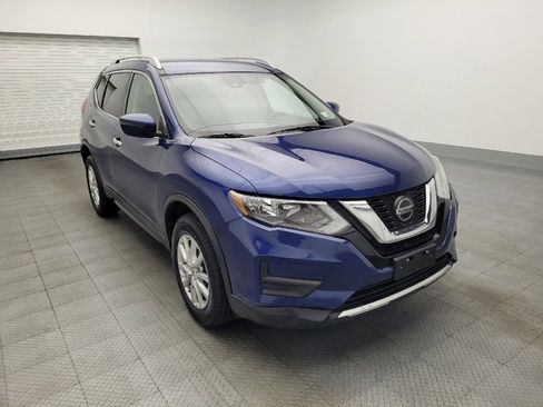 Used 2020 Nissan Rogue SV image 13