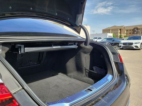 Used 2022 Mercedes-Benz S 580 4MATIC Sedan image 12