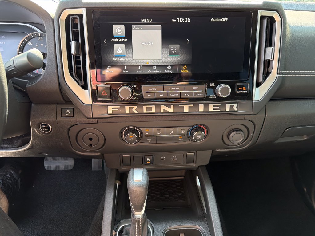 Used 2025 Nissan Frontier SV RWD image 22
