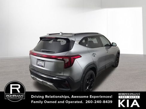 Certified 2026 Kia Seltos EX w/ EX Sunroof Package image 6