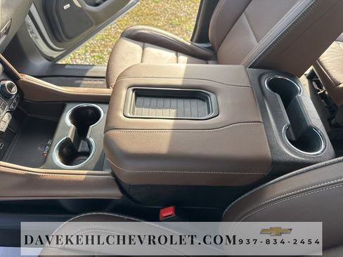 Used 2024 Chevrolet Tahoe High Country image 28