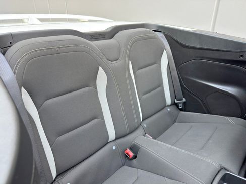 Used 2020 Chevrolet Camaro LT RWD image 32