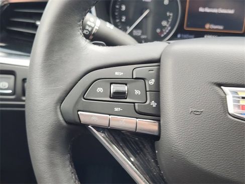 Used 2023 Cadillac XT6 Premium Luxury w/ Technology Package image 29