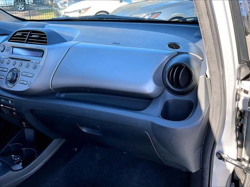 Used 2013 Honda Fit image 16
