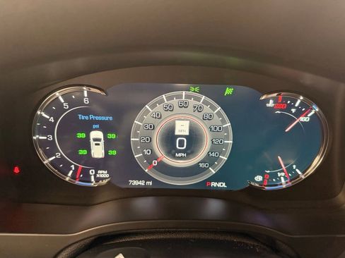 Used 2020 Cadillac Escalade ESV Premium Luxury w/ LPO, Radiant Package image 29