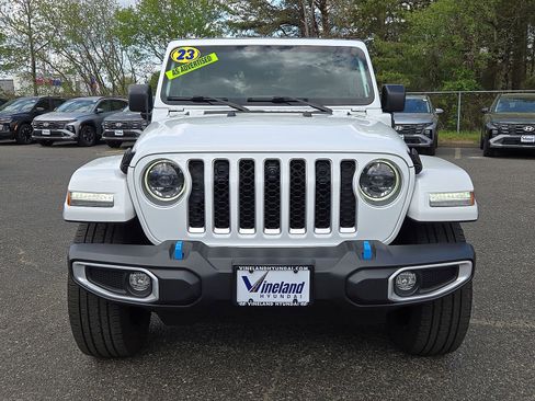 Used 2023 Jeep Wrangler Unlimited Sahara w/ Dual Top Group AWD/4WD image 34