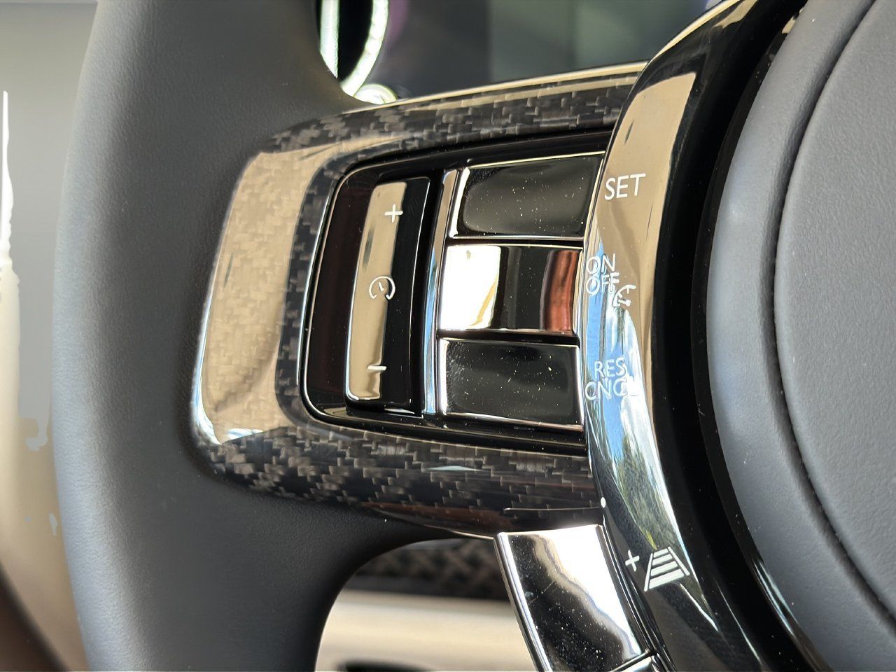 New 2027 Rolls-Royce Cullinan Black Badge AWD/4WD image 28