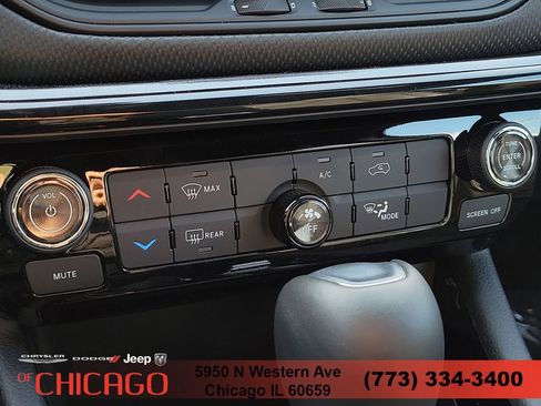 Used 2026 Jeep Compass Latitude AWD/4WD image 32