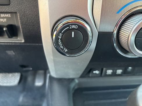 Used 2020 Toyota Tundra image 35