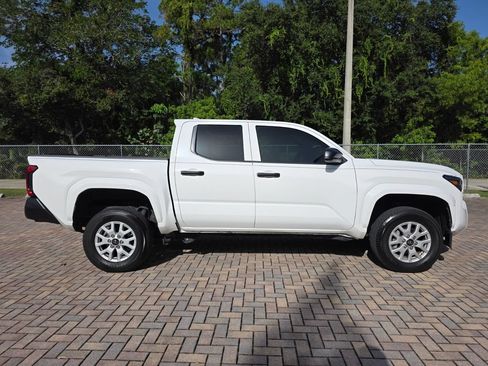 Certified 2024 Toyota Tacoma SR RWD image 12