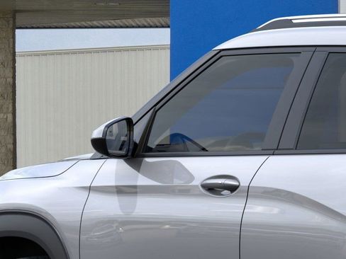 New 2026 Chevrolet TrailBlazer LT w/ Convenience Package FWD image 12