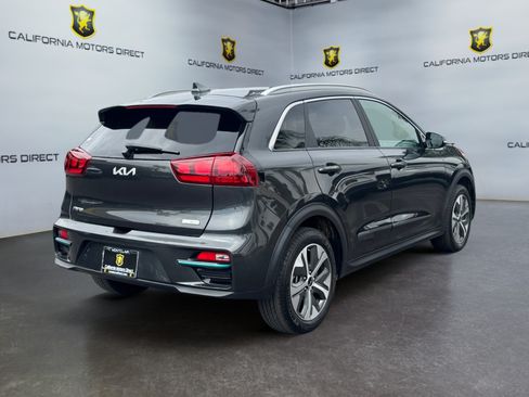 Used 2022 Kia Niro EX FWD image 5