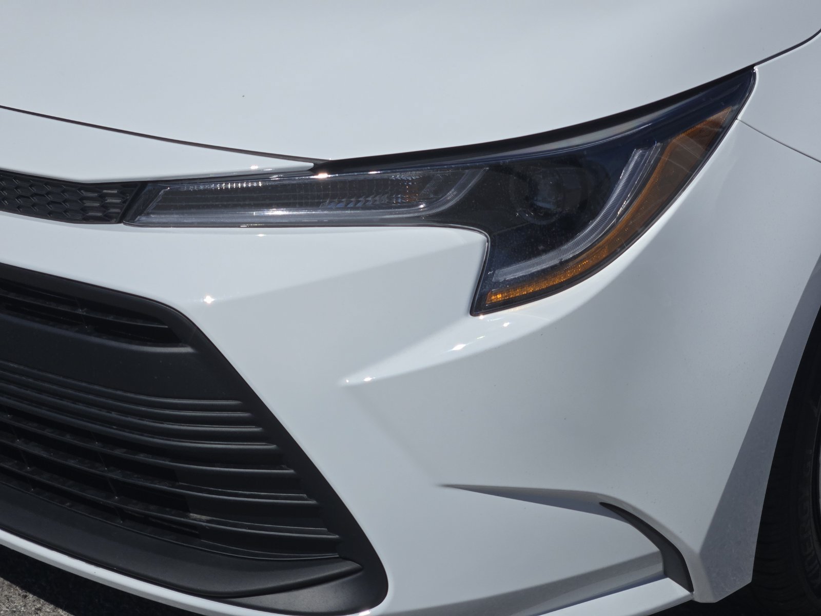 New 2027 Toyota Corolla LE FWD image 10