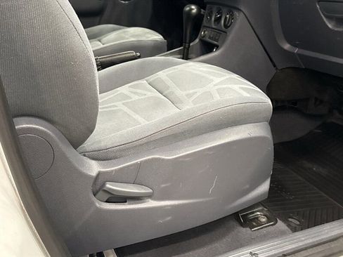 Used 2011 Ford Transit Connect XLT image 15